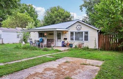 209 Bishop Street, Mooresville, IN 46158