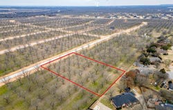1118 E Landings N, Granbury, TX 76049