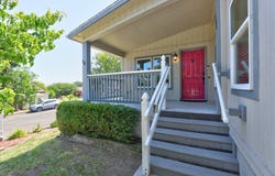104 W 13TH ST, The Dalles, OR 97058