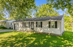 6101 N Michigan Avenue, Gladstone, MO 64118
