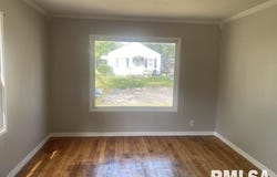 2104 E Whitmer Street, Decatur, IL 62521