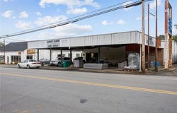 607 Main Street, Pilot Mountain, NC 27041