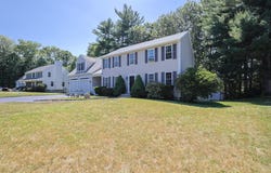 15 Nicholas Way, Middleboro, MA 02346
