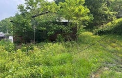 107 Bills Branch Road, Wooton, KY 41776