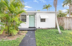 1700 NE 12th St, Fort Lauderdale, FL 33304
