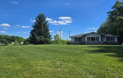 3790 State Route 250, Sumner, IL 62466