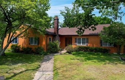 824 CANAL STREET, TURNERSVILLE, NJ 08012