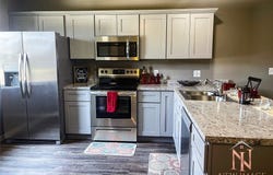 1913 E Prairie View Drive, Garden City, KS 67846