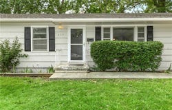 604 SE Browning Avenue, Lee's Summit, MO 64063