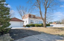 4306 F St, Amana, IA 52203