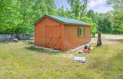 122 Canyon Rd, Leroy, MI 49655