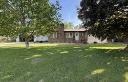 2025 Sunnyside Avenue, Burlington, IA 52601