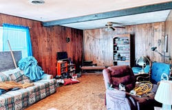 1 S Kentucky Street, Perryton, TX 79070
