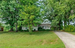 118 Maple Lane, King, NC 27021
