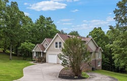 125 Robbie Drive, Whitwell, TN 37397