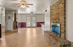 1943 Grape Ln, Pampa, TX 79065
