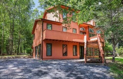 158 Hyland Drive, East Stroudsburg, PA 18301
