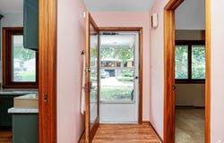 505 Oakdale Drive, Manhattan, KS 66502