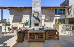 687 S Coast Hwy 101, Encinitas, CA 92024