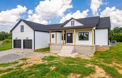 3878 Sharpes Garden Road, Lewisburg, KY 42256