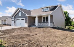 5146 Harvest Curve, Mayer, MN 55360