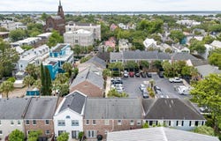 20 Charlestowne Court, Charleston, SC 29401