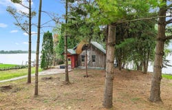 W10904 Glen Drive, Beaver Dam, WI 53916