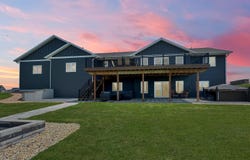 21133 Gregs Dr, Lake Preston, SD 57249