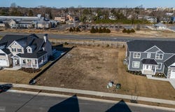 77 FILLY Lane, LEWES, DE 19958