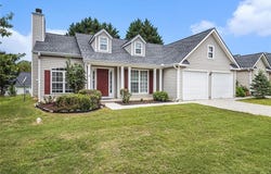 7008 Glen Valley Way, Fairburn, GA 30213