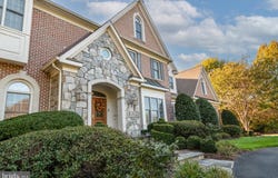 11379 SENECA KNOLL Drive, GREAT FALLS, VA 22066