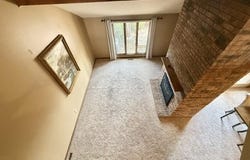 3141 E Raynell Street, Springfield, MO 65804