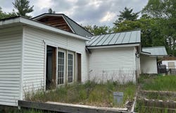 109 BROWN DEER ROAD, MARQUETTE, MI 49855