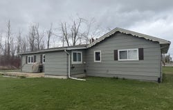 1393 Mackinaw Avenue, Cheboygan, MI 49721