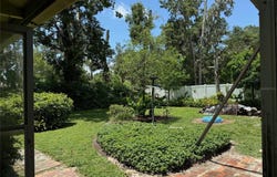 1004 E 9TH AVENUE, MOUNT DORA, FL 32757