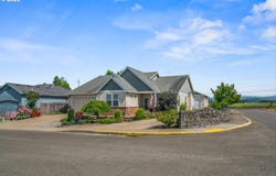 301 CHINOOK ST, Molalla, OR 97038
