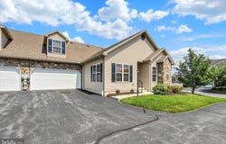 31 IVY LANE, GETTYSBURG, PA 17325