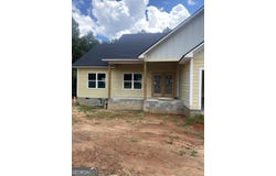 93 Anita Dr, Manchester, GA 30293