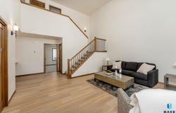 6135 S Bison Pl, Sioux Falls, SD 57108