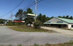672-674 Spring St, Winchendon, MA 01475