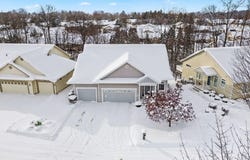 1087 Barrington NW, Grand Rapids, MI 49534