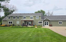 84237 State Highway 251, Hollandale, MN 56045