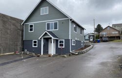 1333 NE Keel Avenue, Lincoln City, OR 97367