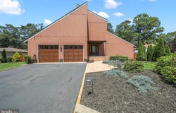 15 WOODHURST DRIVE, VOORHEES, NJ 08043