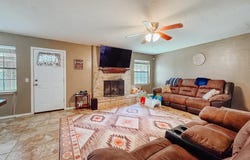 574 Ferndale Lane, Fairfield, TX 75840