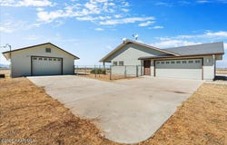 8590 E Pony Express Trail, Prescott Valley, AZ 86315