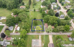 412 S Woodworth Street, Corunna, MI 48817