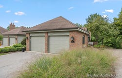 875 Cascade Hills E Drive SE, Grand Rapids, MI 49546