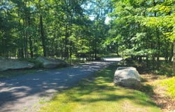 406 E Mountain Side Drive, Sugarloaf, PA 18249