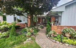 1530 Ashover Drive, Bloomfield Hills, MI 48304